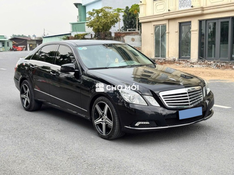 Mercedes-Benz E300 2010 Đen 83.000 Km