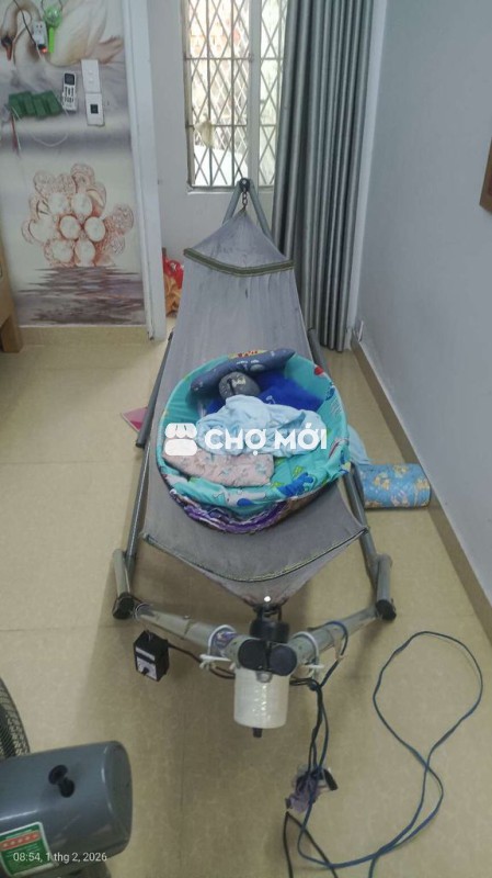 Võng đưa tự động Kim loại, Vải