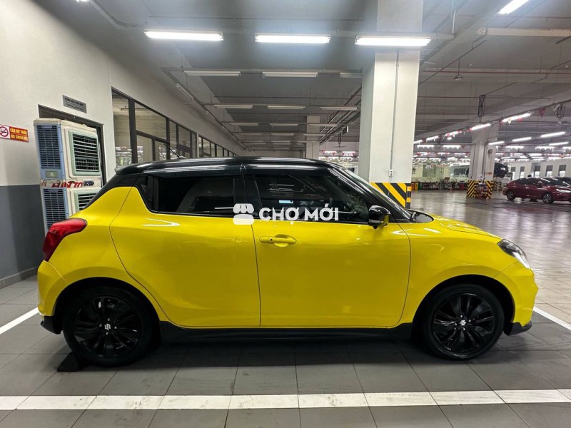 Suzuki Swift 2018 GLX 1.2 AT - 75000 km