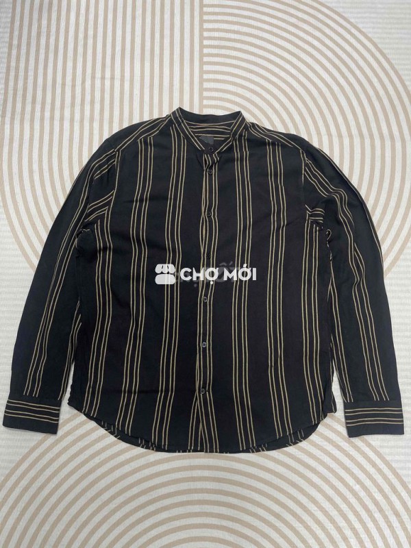 Sơ mi HM size M Số đo: vai 43, ngực 53, dài 68 cm