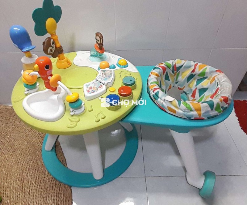 Xe tập đi nhựa nhiều màu