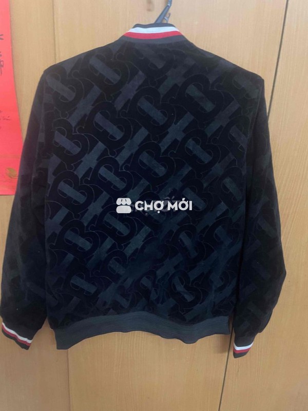 Áo khoác nam Burberry Nhung Đen Mới