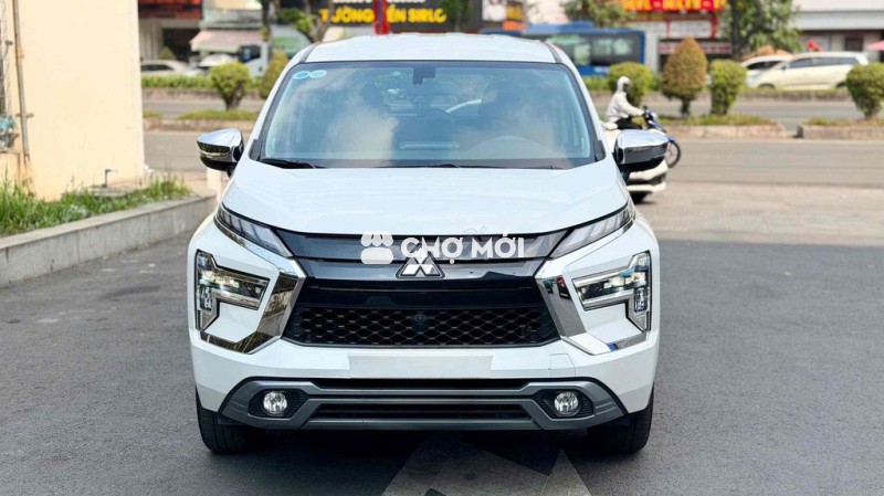 Mitsubishi Xpander Premium 2023 Trắng