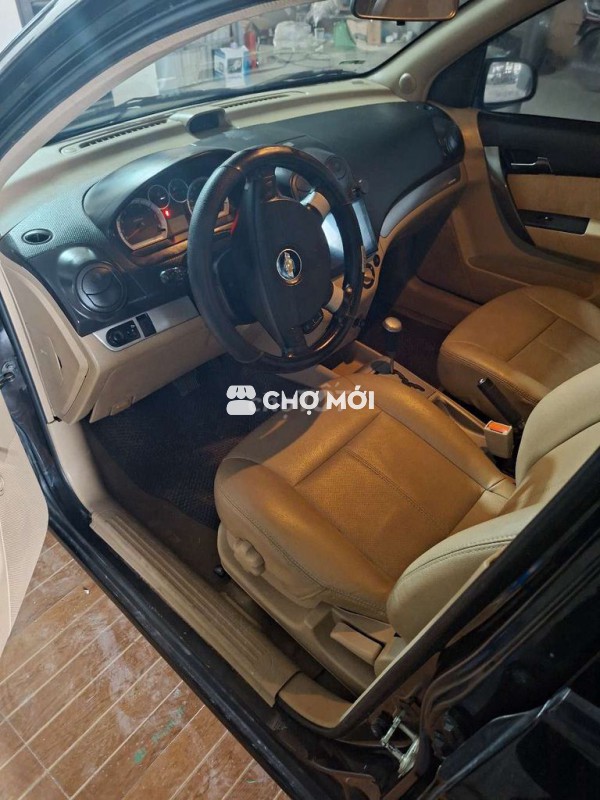 Chevrolet Aveo Đen