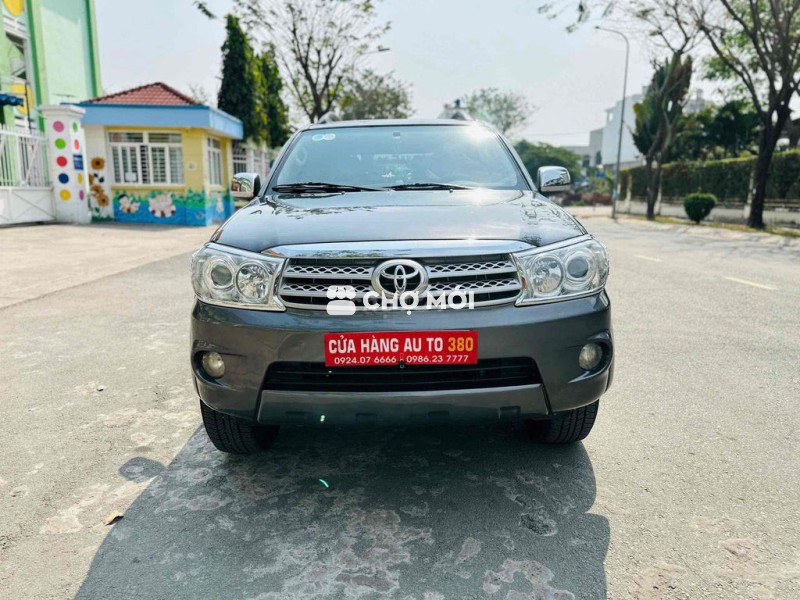 Toyota Fortuner 2009 - AT
