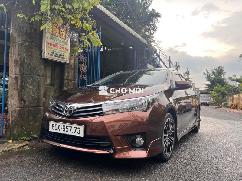 Toyota Corolla Altis 2.0V Sport