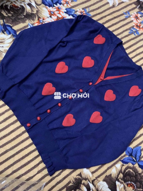 Áo len nữ len trái tim