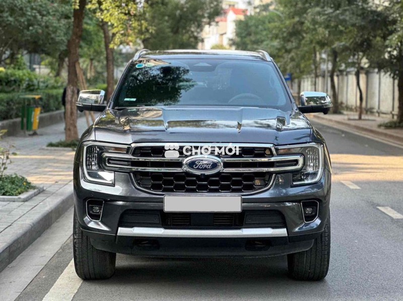 Everest Titanium 2024