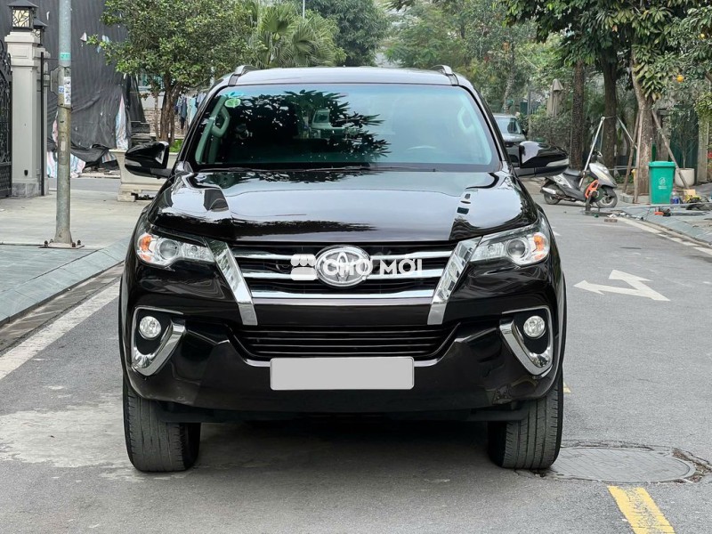 Toyota Fortuner 2.7 Xăng 2017