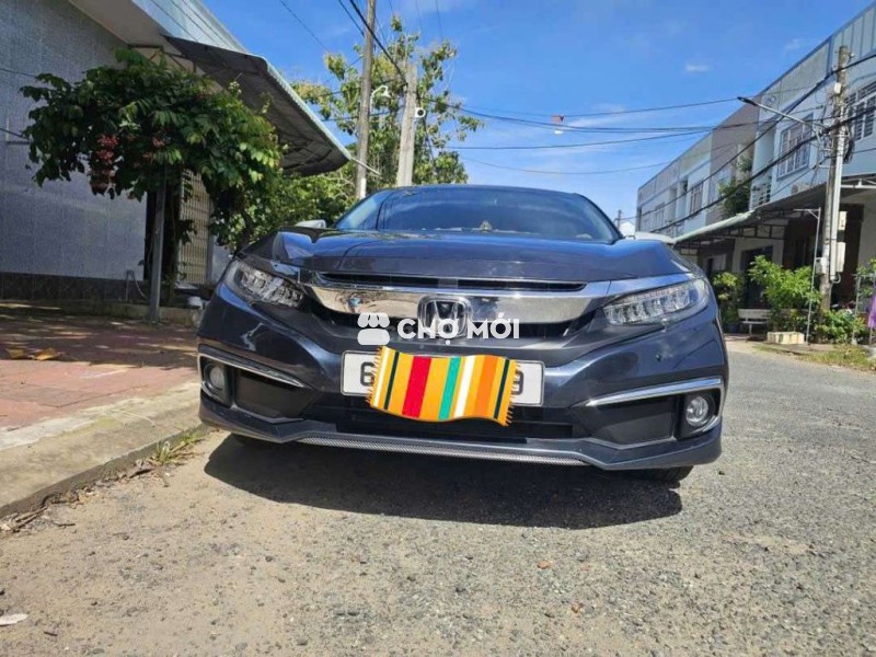 Honda Civic 2021 Xám 67.880 km