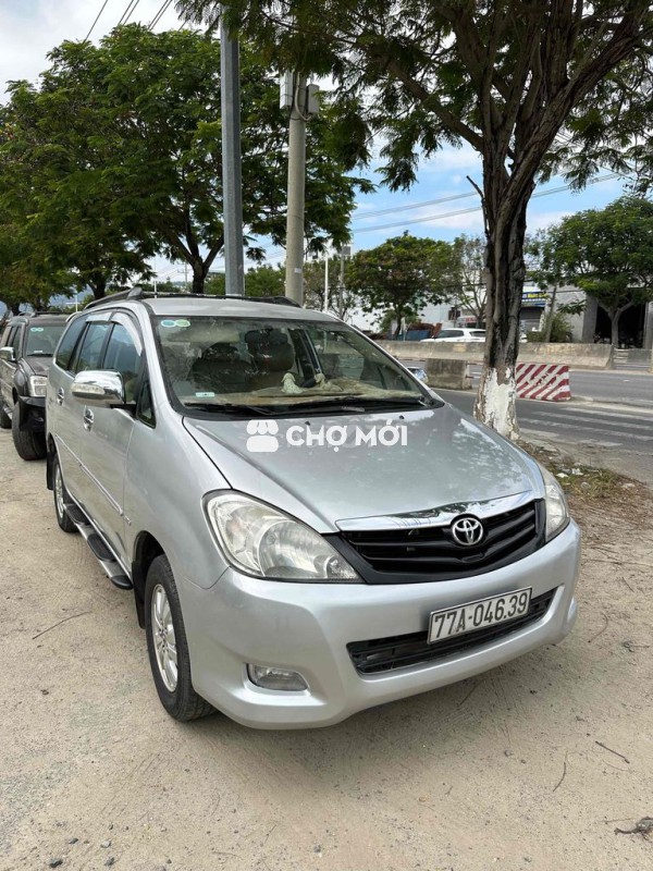 Toyota Innova 2009 G Bạc