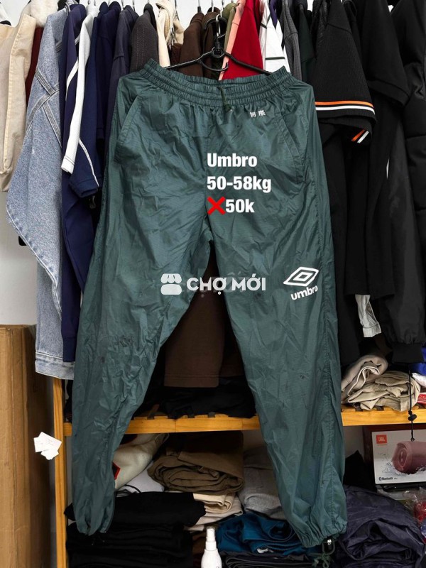 Quần thể thao Umbro Nam Vải dù