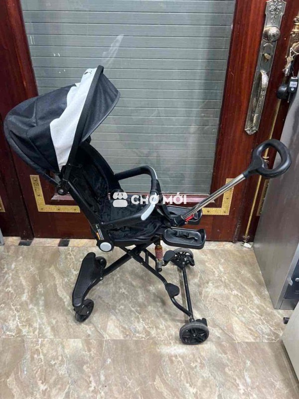 THANH LÝ XE ĐẨY BÉ CÓ GẤP GỌN ĐEN TRẮNG