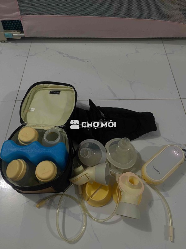 Máy hút sữa Medela Freestyle