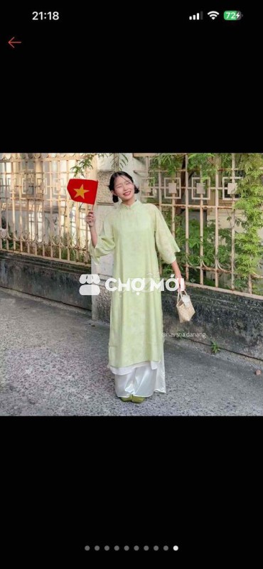 Áo dài màu xanh bơ ( size M) mặc 1 lần