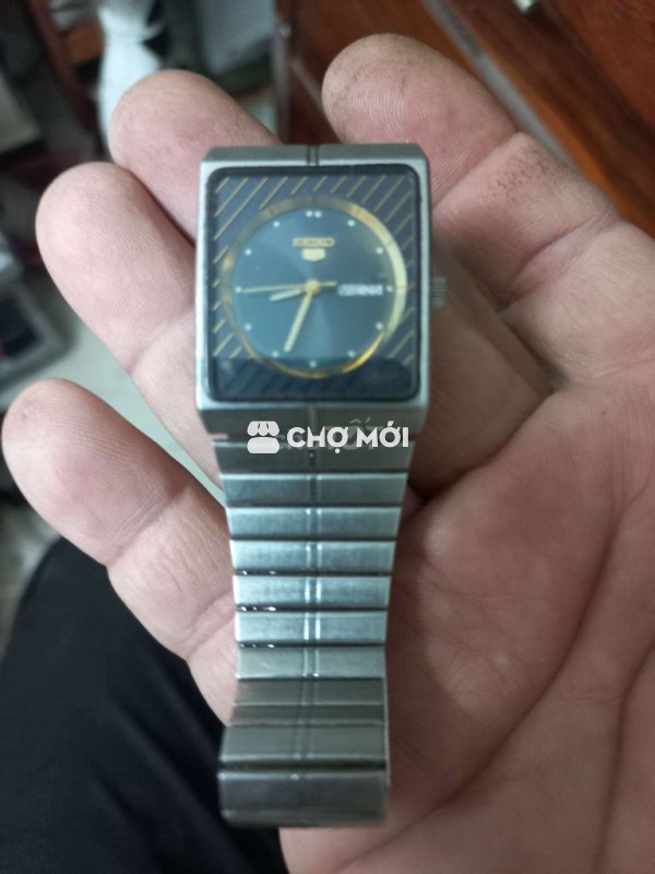 Đồng hồ đeo tay Seiko Nam Kim loại