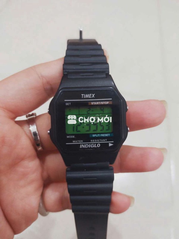 Đồng hồ Timex điện tử