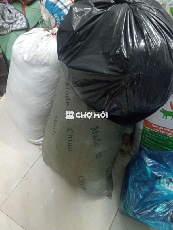 Quần áo cũ cả nam và nữ