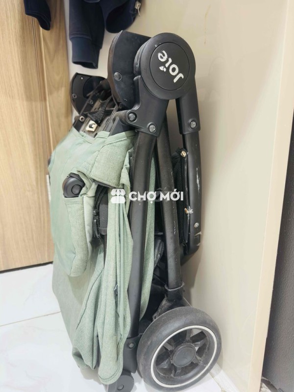 Xe đẩy Joie PACT Xanh lá