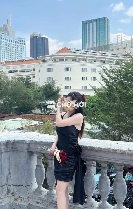 Đầm ôm nữ lụa size S