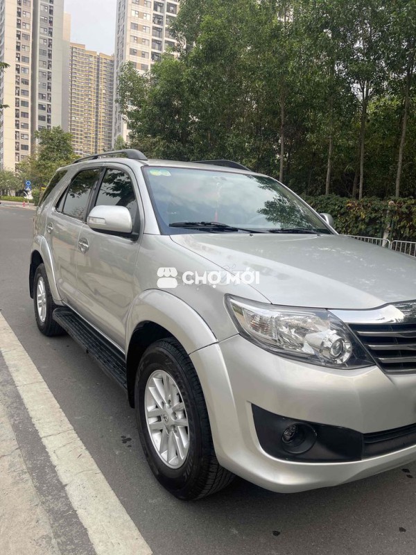 Toyota Fortuner 2013 2.7V 4x2 AT - 136000 km
