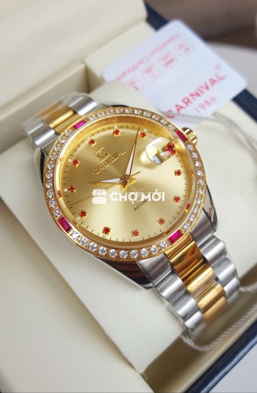 Đồng Hồ Cơ Carnival Mặt Vàng Sunburst Cọc Số Ruby