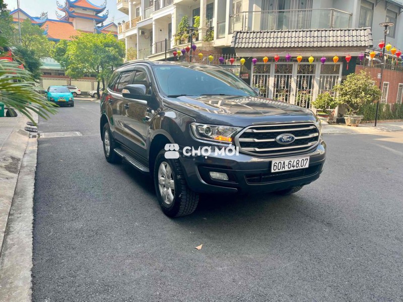 Ford Everest 2019 AT máy dầu Xám 1 chủ nhập Thái
