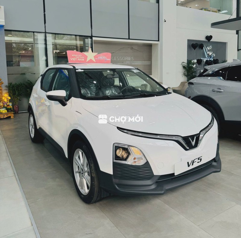VF5 Plus Trắng Mới 100% - Giá Nét Toàn Quốc