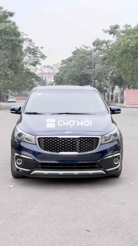 Kia Sedona 2018 Xanh tím than