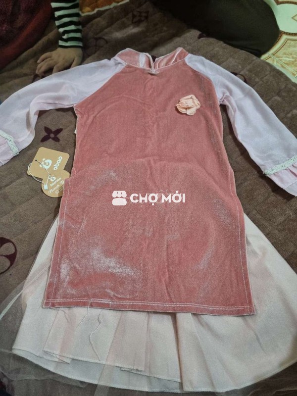 Áo dài nữ Nhung, Lưới Hồng