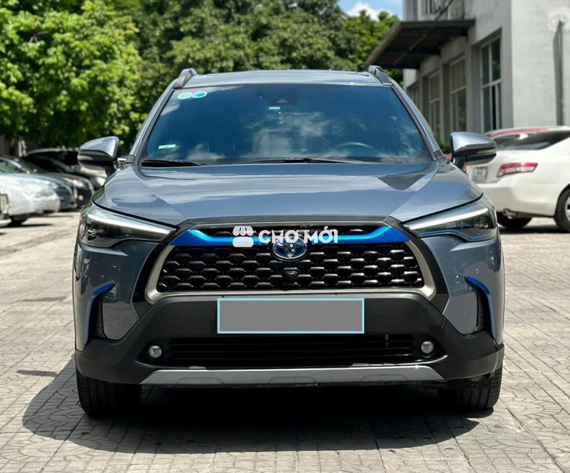 Toyota Cross 1.8HV 2023 Hybrid màu xám/nâu