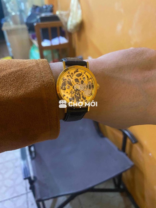 Đồng hồ đeo tay Nam dây da Vàng