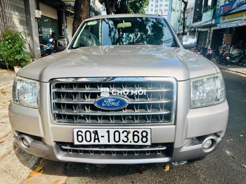 FORD EVEREST 4x2 MT T12-2007