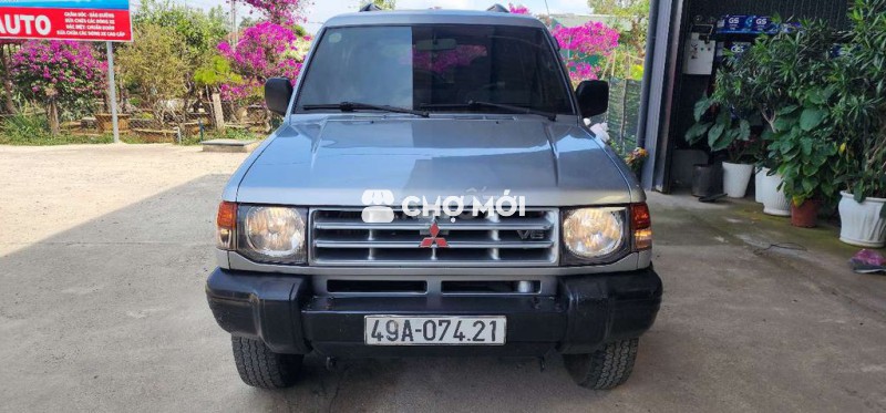 Mitsubishi Pajero 2002 V33
