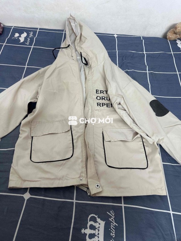 Áo khoác Unisex màu Kem đã dùng