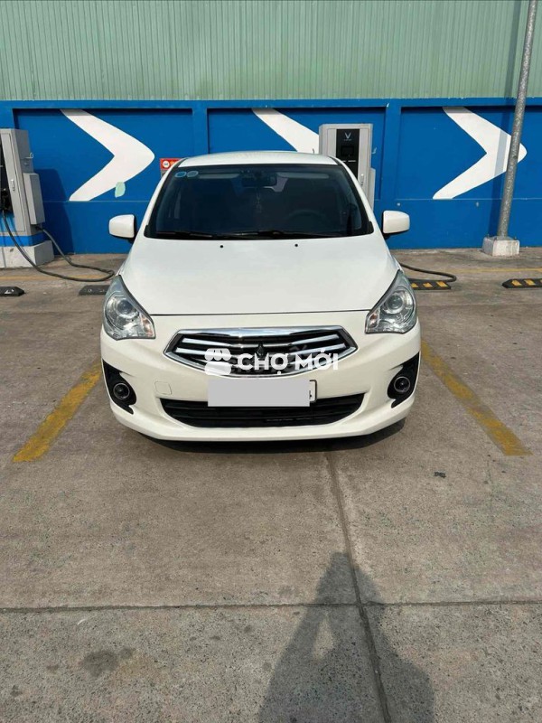 Mitsubishi Attrage 2019 Trắng,