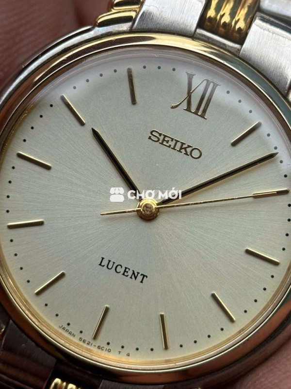 Đồng hồ Seiko Lucent demi thanh lịch nhẹ nhàng