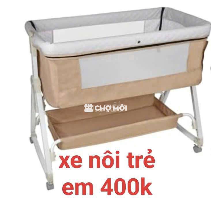 Xe nôi trẻ em