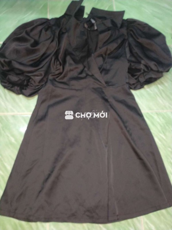 Đầm Nữ Satin Tay phồng chụp hình cafe