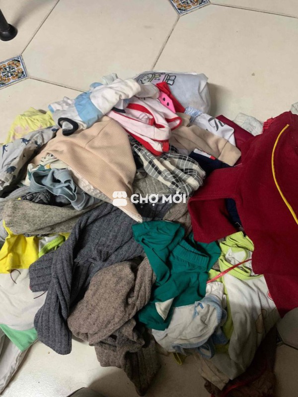 Quần áo trẻ em dưới 1 tuổi đã dùng
