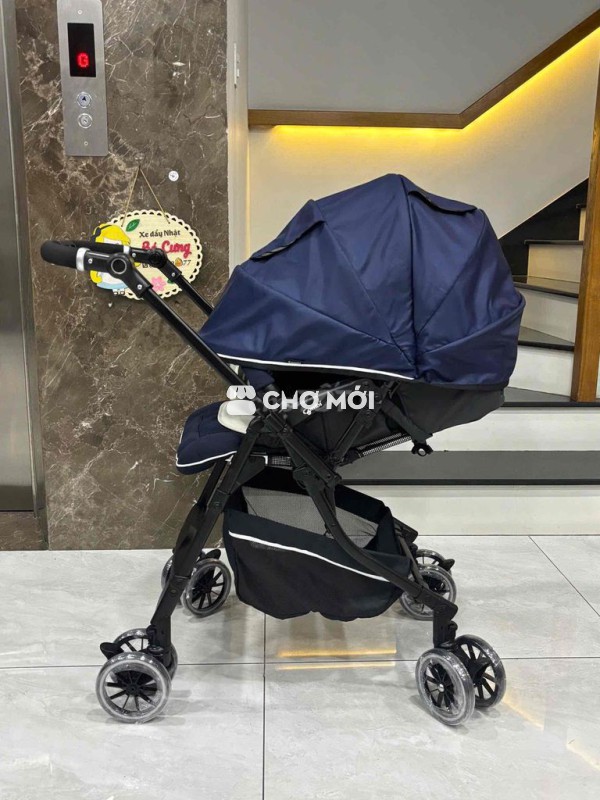 Xe đẩy Combi Handy Compact 4cas navy