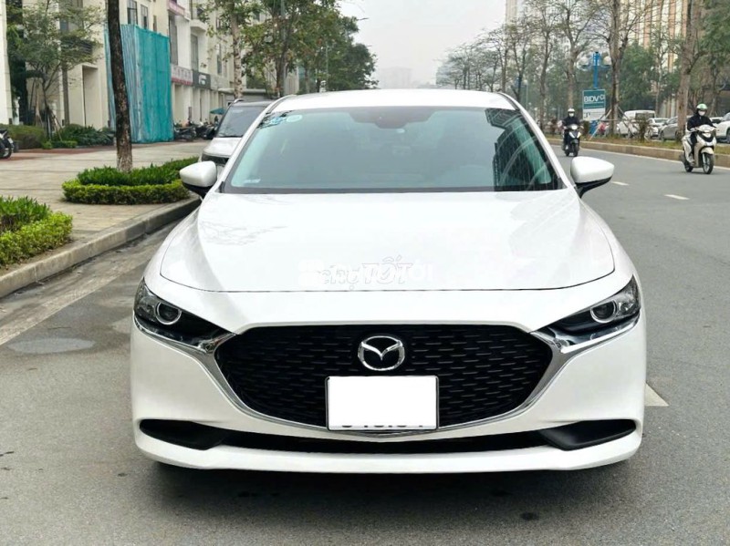 Mazda 3 Deluxe 2022 Màu Trắng