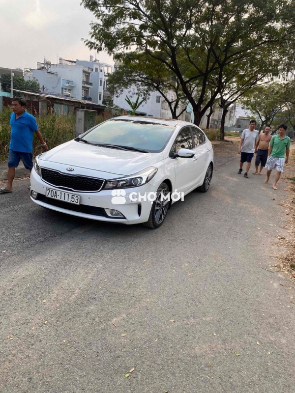 Kia Cerato Trắng Số tự động