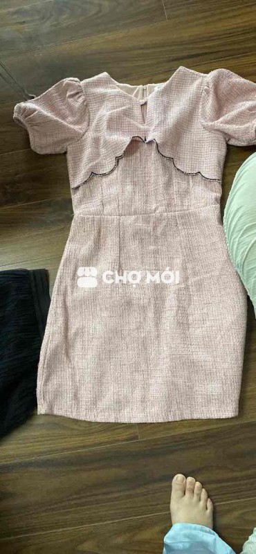 Đầm, áo dài..  đã qua sử dụng