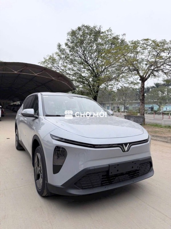 VinFast MPV7 BẢN GIA ĐÌNH