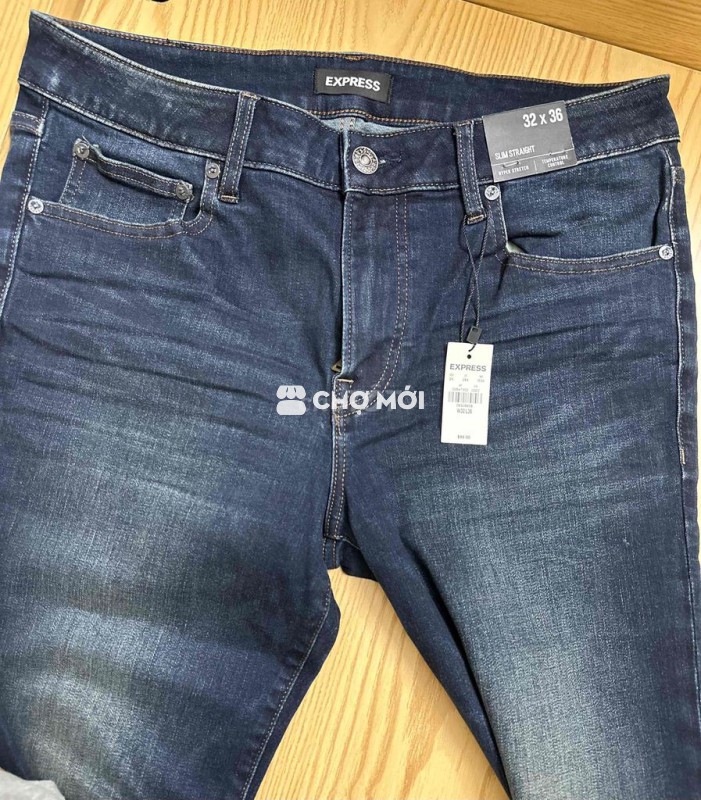 Jean Express nguyên tag hơn 2 củ. pass ạ