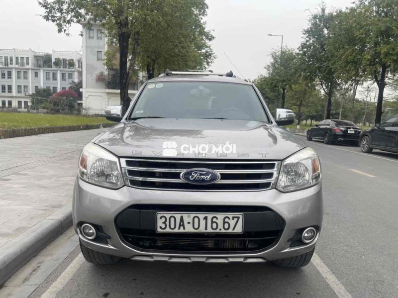 Ford Everest 2013 model 2014 bản 2.5AT Limited
