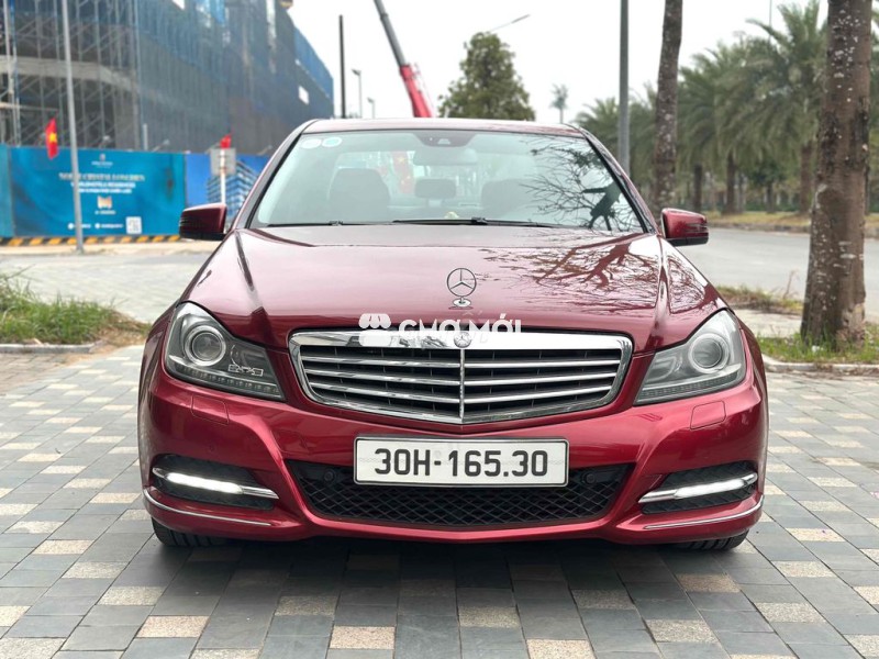 Mercedes-Benz C250 2011 Đỏ