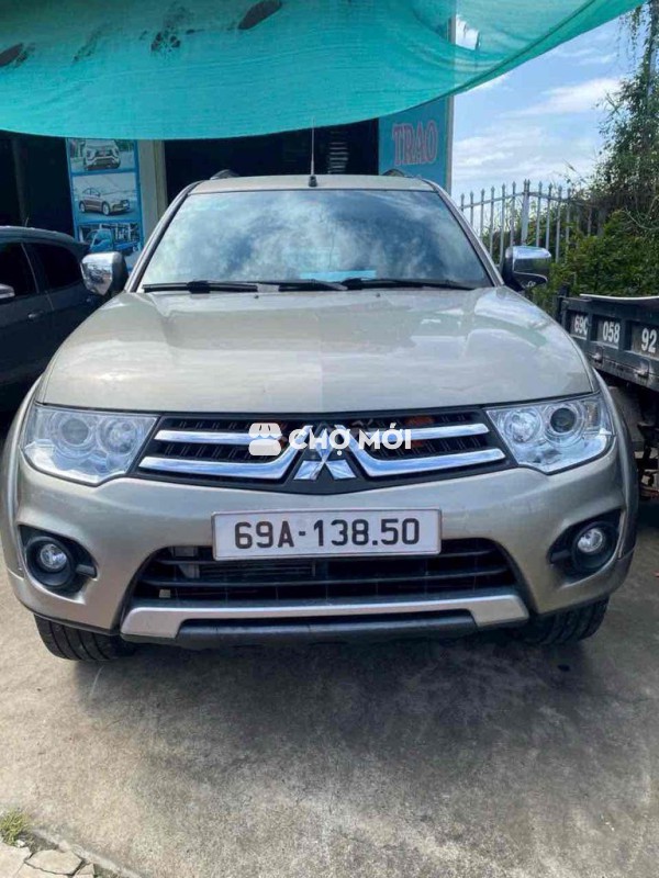 Mitsubishi Pajero Sport 2014 số sàn máy dầu