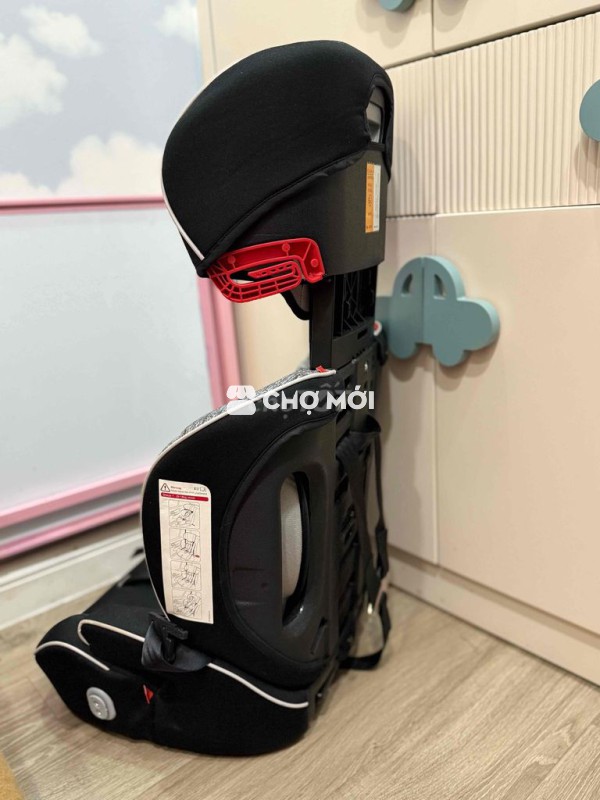 Ghế ô tô trẻ em Evenflo Đen